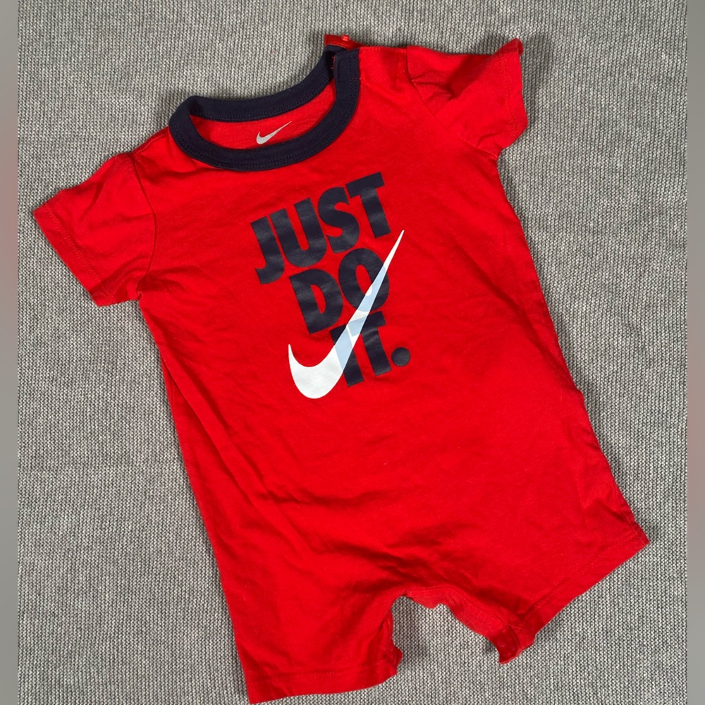 Nike romper